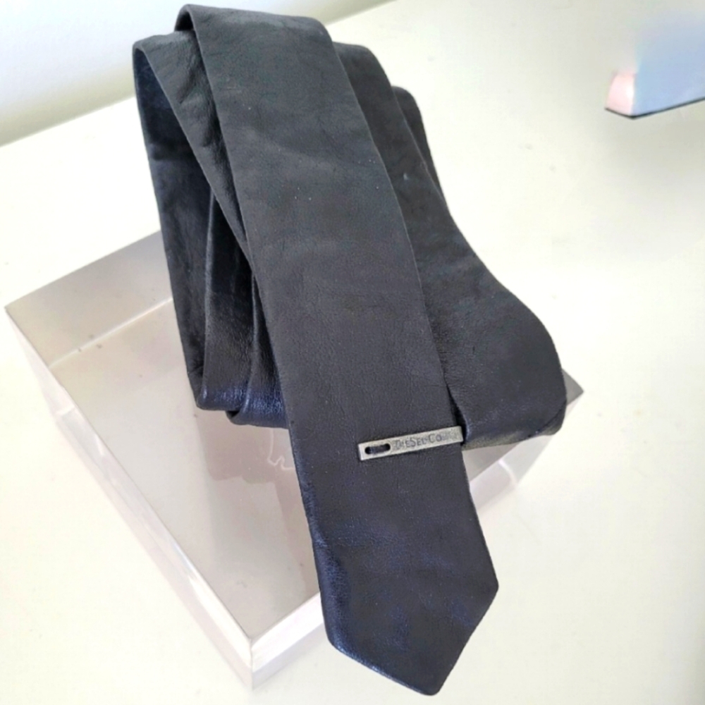 DIESEL BLACK LEATHER TIE
